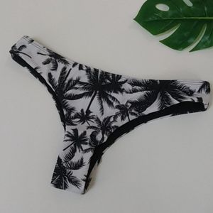 Black & White Tropical Bikini Bottom L